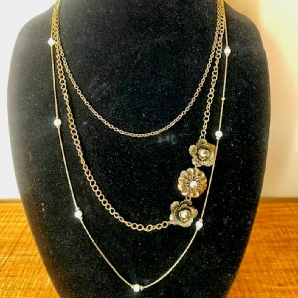 Vintage Brass Toned Layered Necklace with Pearls